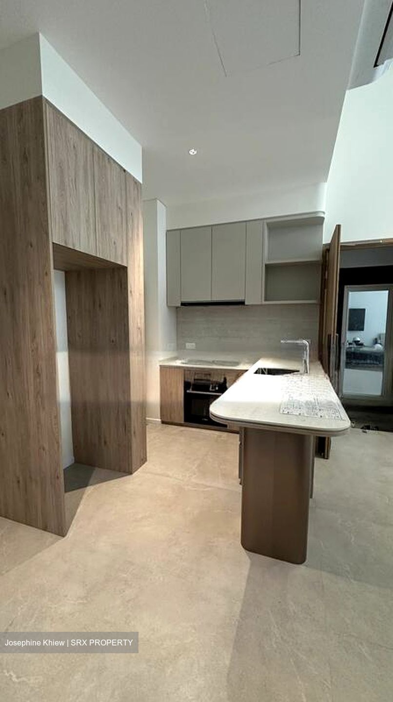 The Shorefront (D17), Apartment #502628101